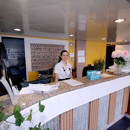 La Source 3* Lourdes