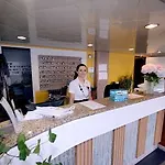 菈桑斯酒店 3* 卢德