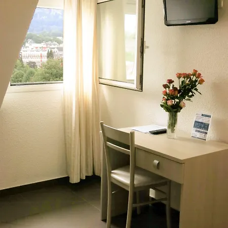 Hotell La Source 3*